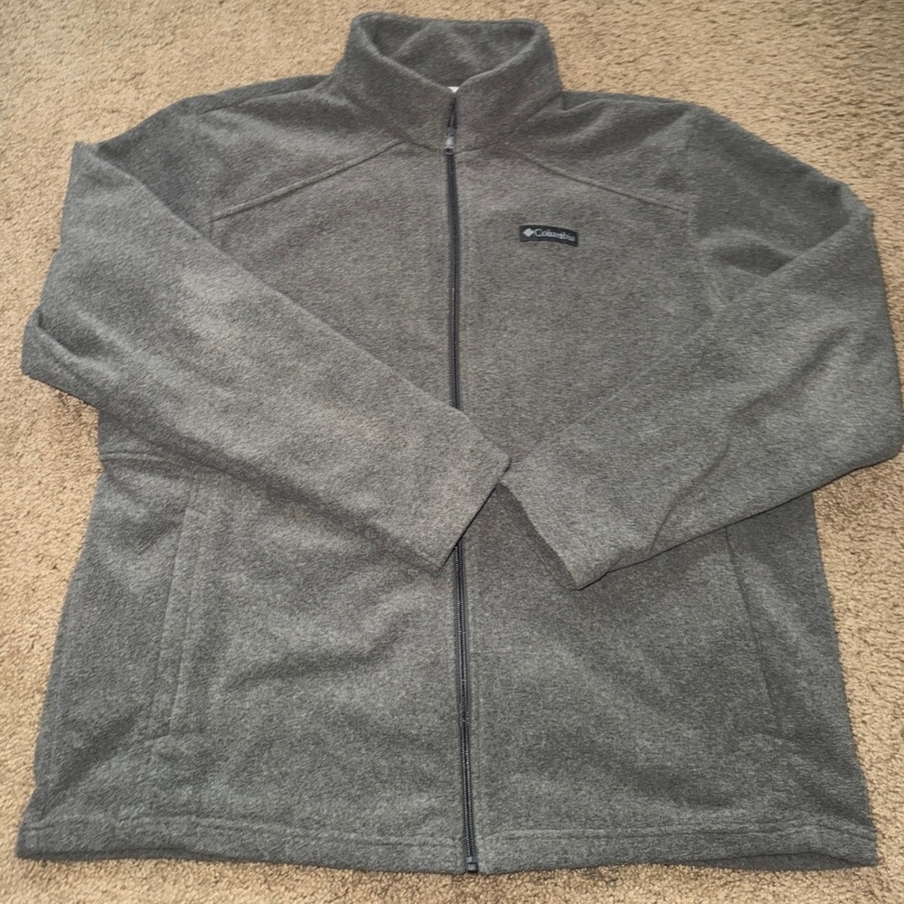 Columbia Zip up